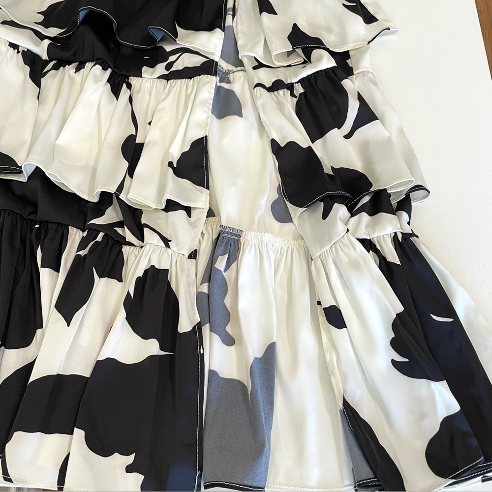Anthropologie Hutch Guthrie Floral Satin Ruffle Hem Maxi Dress Black White 0 - Picture 13 of 16